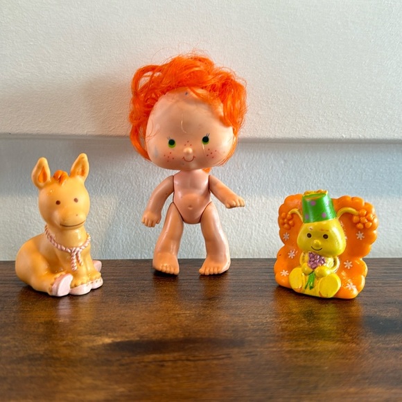 Kenner Other - VTG Apple Dumplin Strawberry Shortcake TAN BURRITO DONKEY Marmalade Butterfly